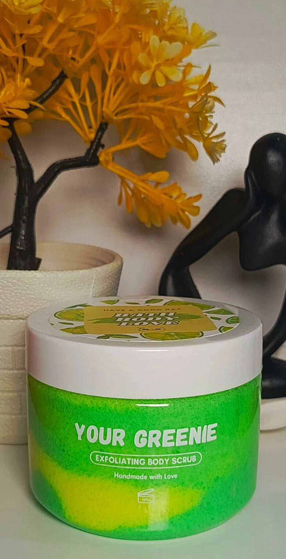 YOUR GREENIE EXFOLIATING BODY SCRUB